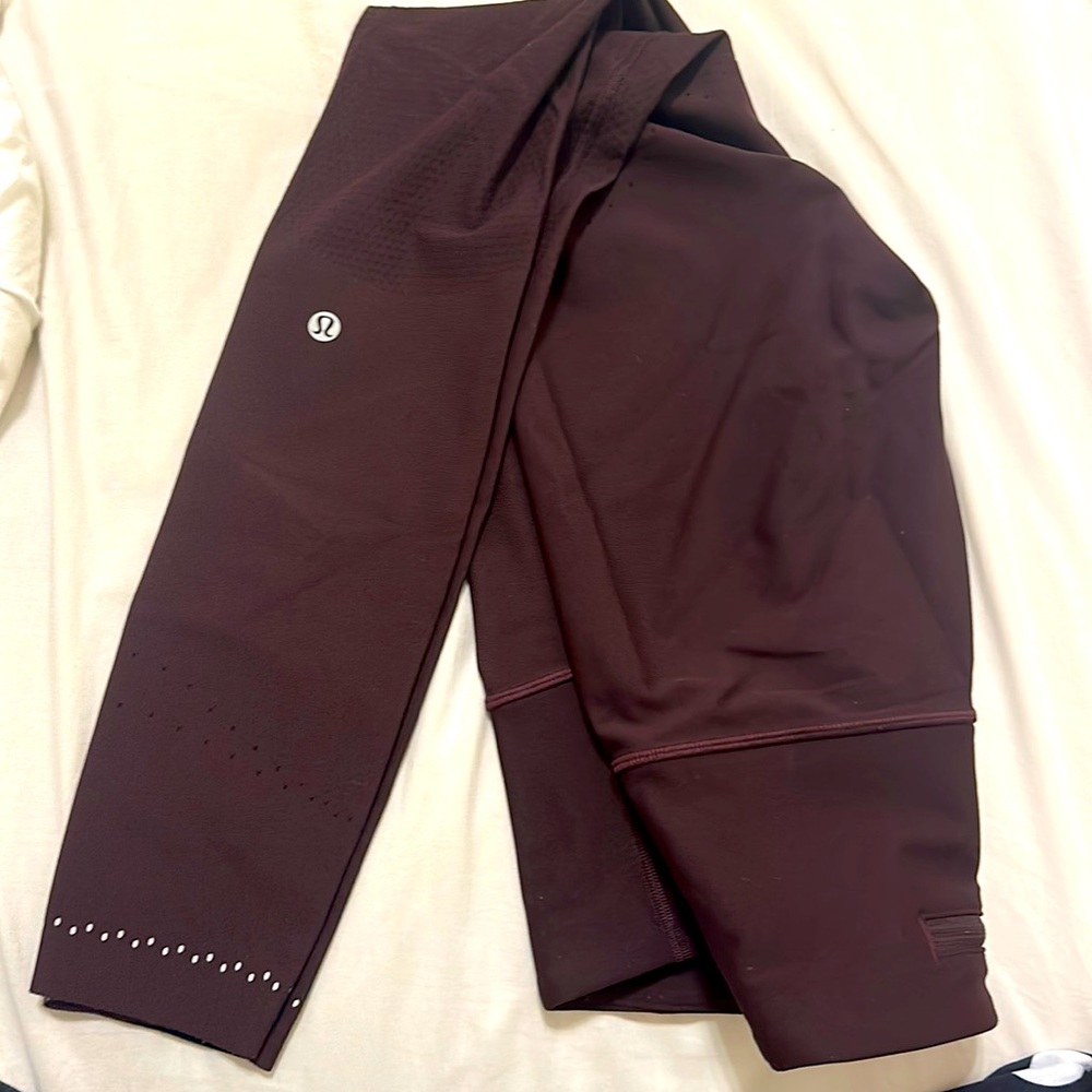 Lululemon Leggings- size 6- color purple